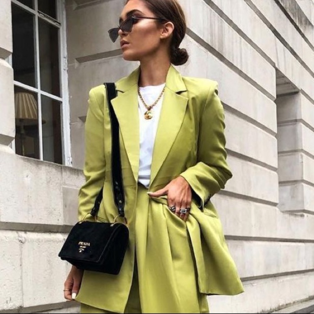 LIME GREEN SAKS FIFTH AVE SILK BLAZER! PERFECTION!